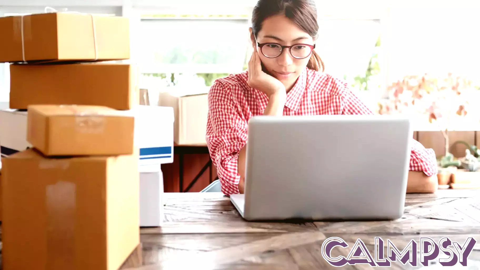 People who scroll their phone for 3+ hours a day but never post usually display these 7 traits, according to psychology