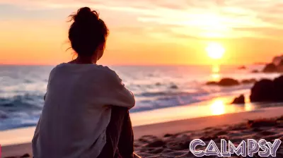 Psychology says people who keep going back to the beach aren’t just relaxing, they may be restoring someth
